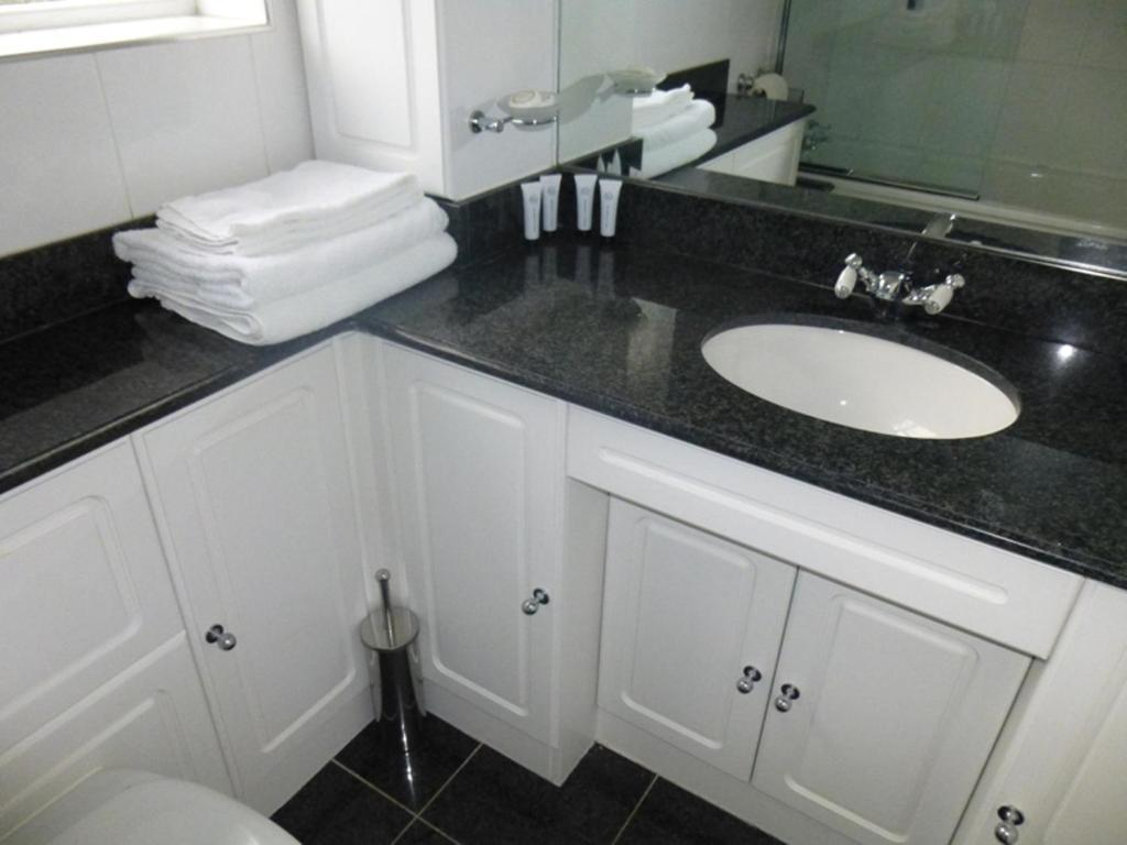 The Oaks Guest House Londres Quarto foto